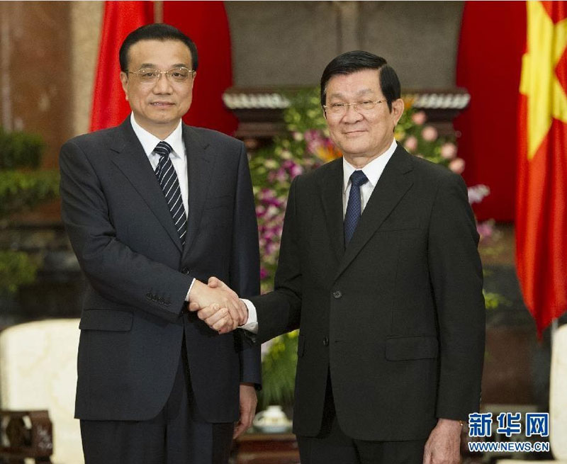 10月14日，中國國務(wù)院總理李克強(qiáng)在河內(nèi)會見越南國家主席張晉創(chuàng)。 新華社記者 黃敬文 攝