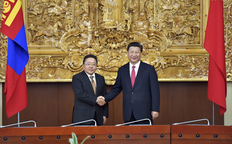 8月21日，國家主席習(xí)近平在烏蘭巴托同蒙古國總統(tǒng)額勒貝格道爾吉舉行會談。新華社記者 李濤 攝