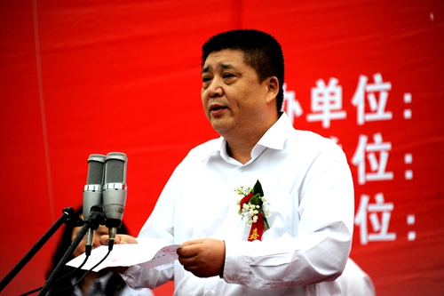 中國郵政集團公司郵票發(fā)行部總經(jīng)理高山講話 人民網(wǎng)張藍兮攝