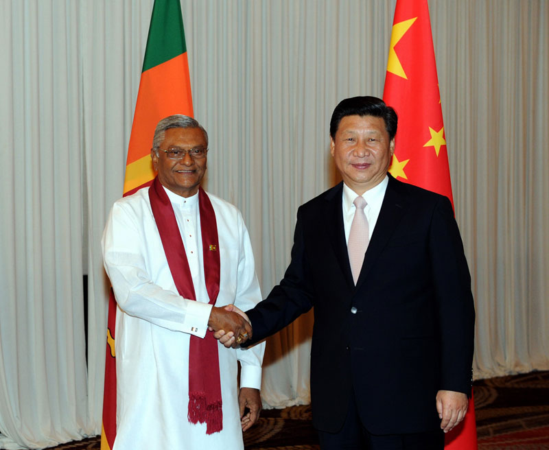 9月17日，國家主席習(xí)近平在科倫坡會見斯裡蘭卡議長恰馬爾。新華社記者 謝環(huán)馳 攝