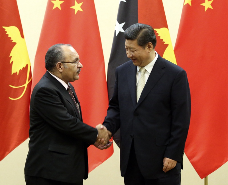 11月22日，國家主席習(xí)近平在斐濟(jì)楠迪會(huì)見巴布亞新幾內(nèi)亞總理奧尼爾。 新華社記者姚大偉攝