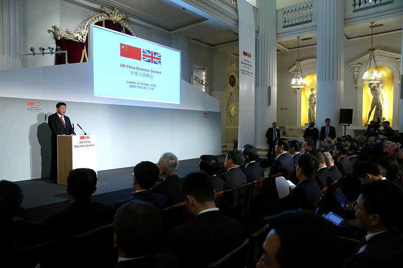 10月21日，國家主席習近平和英國首相卡梅倫共同出席在倫敦金融城舉行的中英工商峰會並致辭。新華社記者 龐興雷 攝