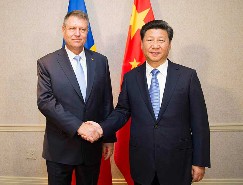 9月26日，國家主席習近平在紐約會見羅馬尼亞總統(tǒng)約翰尼斯。新華社記者 黃敬文 攝