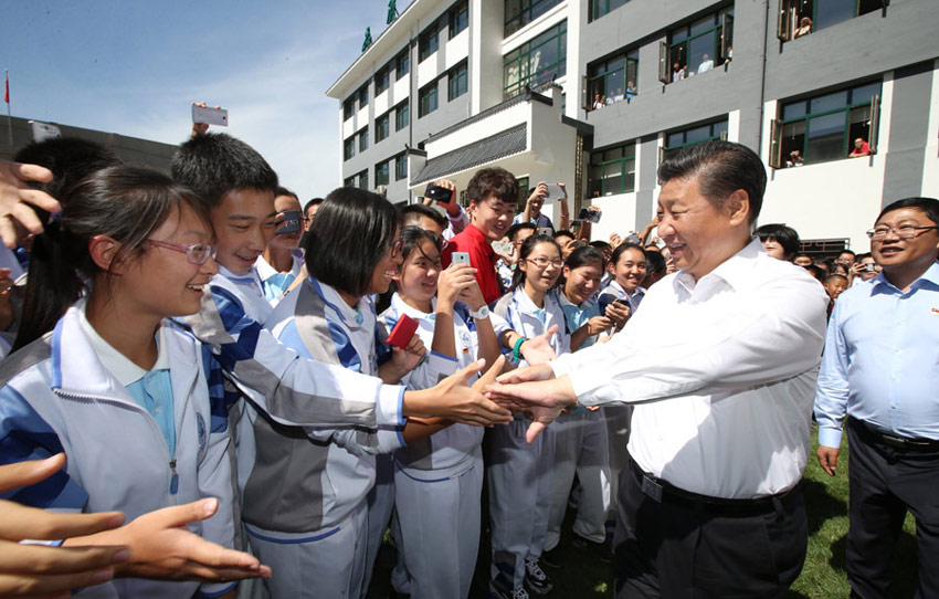 99й뿂ӛϯ܊ίϯ(x)ƽаһW(xu)УοȫV̎ͽԹ(ji)ףR\@(x)ƽx_W(xu)Уrc̎͌W(xu)ϧeAӛ Ҧ z