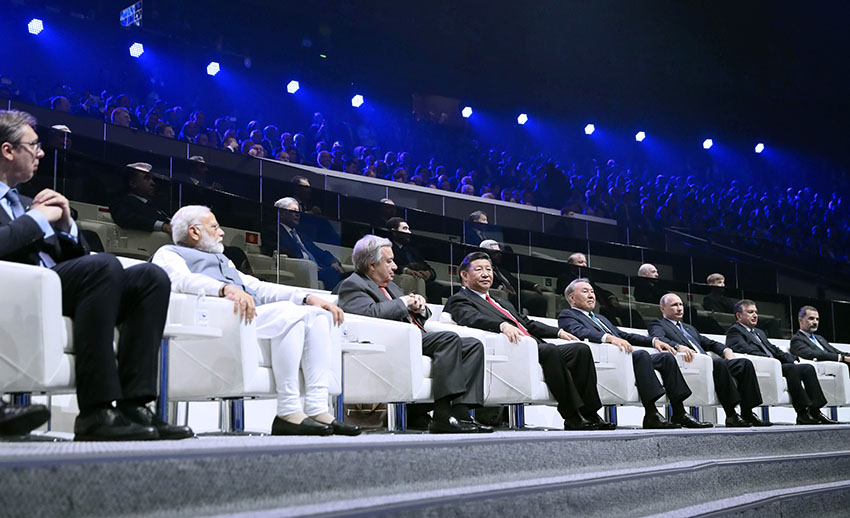 69գϺMɆTԪʮߴΕhڹ_˹̹׶˹{e(dng)ϯ(x)ƽͬ_˹̹y(tng){ҮȸI(lng)(do)eȹͬϯ˹{_ĻʽAӛ mt z