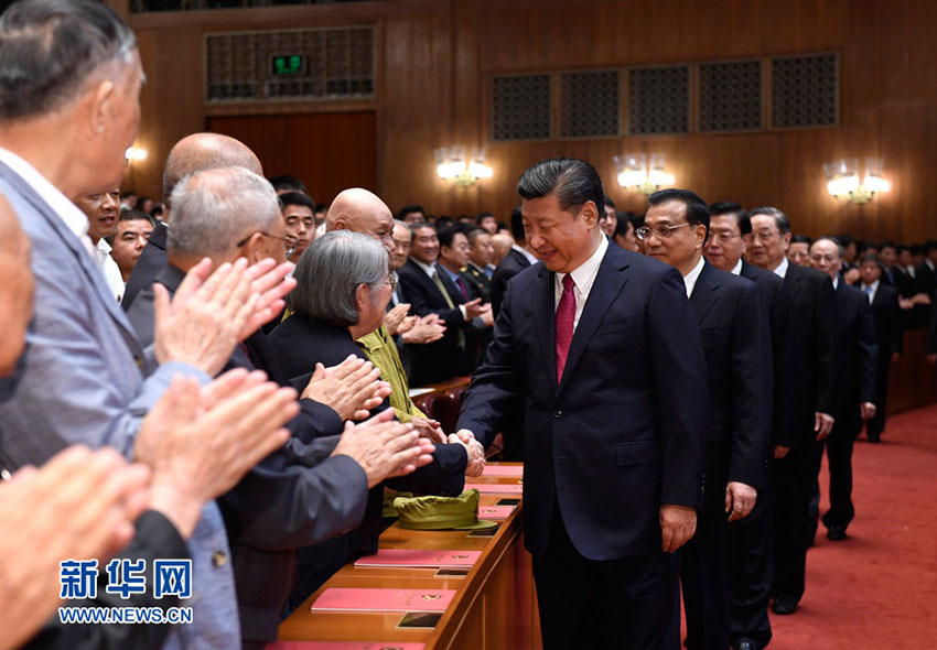 728cףЇ(gu)܊܊90ˇ(hu)h¡ڱ(hu)eСй뿂ӛ(gu)ϯ܊ίϯ(x)ƽˏ(qing)½ɽɽh͇(gu)I(lng)(do)c׶3000Ⱥһ^ݳݳ_ʼǰ(x)ƽcϑ(zhn)ʿͬ־͡һ¡@HAӛ W(xu) z