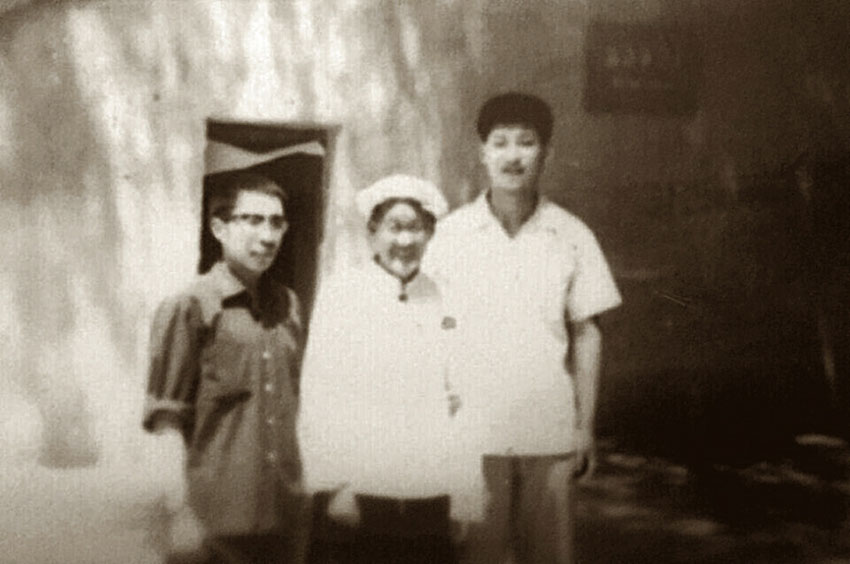 19758(x)ƽӴh֪ͬڄ(dng)ӢۗƣУӰƺӰ