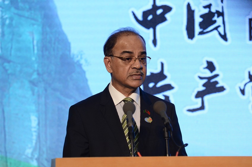 孟加拉人盟主席團成員、議會民航與旅游委員會主席穆罕默德·法魯克·汗發(fā)表講話。人民網(wǎng) 張啟川攝
