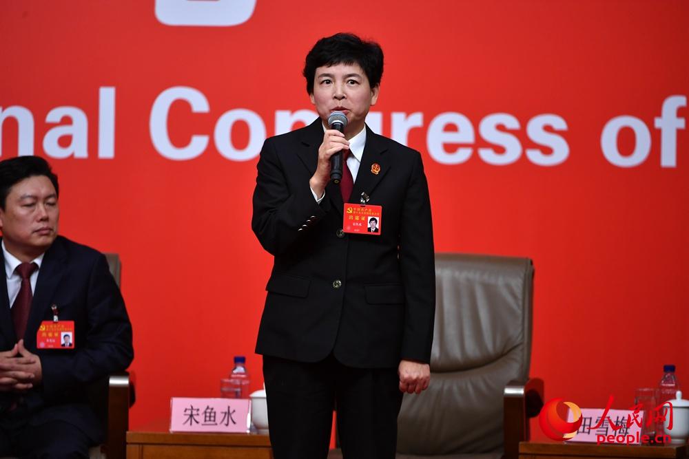 圖：宋魚水接受集體採訪