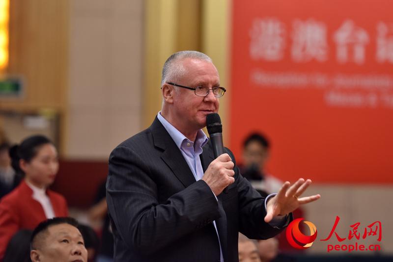 圖：中國(guó)國(guó)際電視臺(tái)記者提問(wèn)