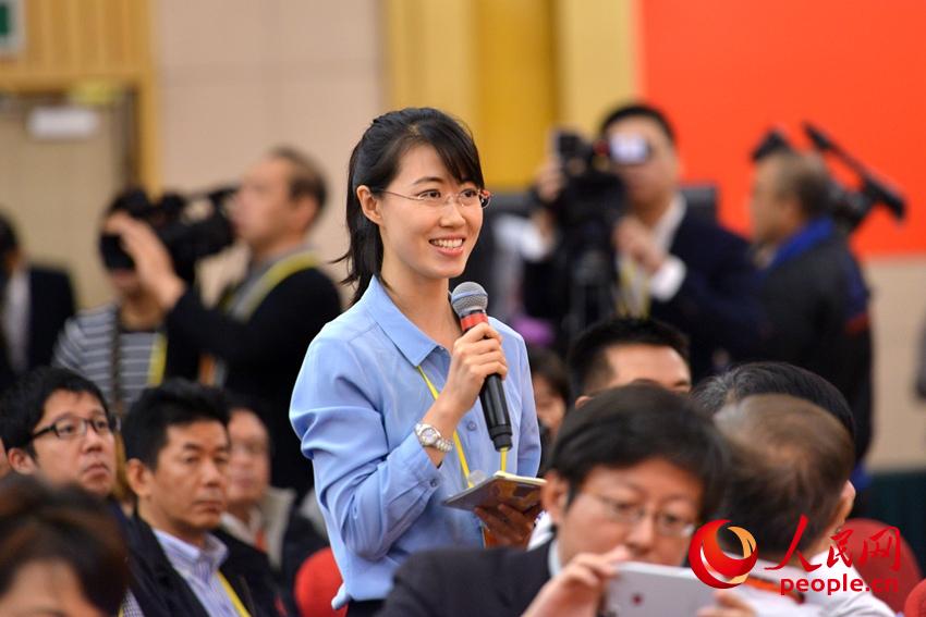 圖：中央人民廣播電臺(tái)記者提問(wèn)
