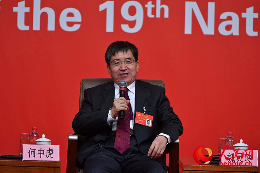 中國(guó)農(nóng)業(yè)科學(xué)院作物科學(xué)研究所研究員、國(guó)家小麥改良中心主任何中虎。(人民網(wǎng) 于凱攝)