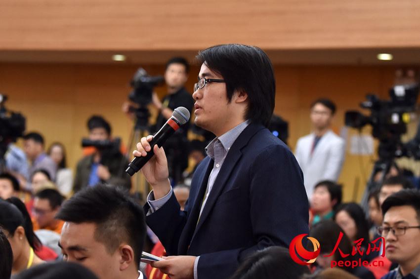 圖：解放日報記者提問