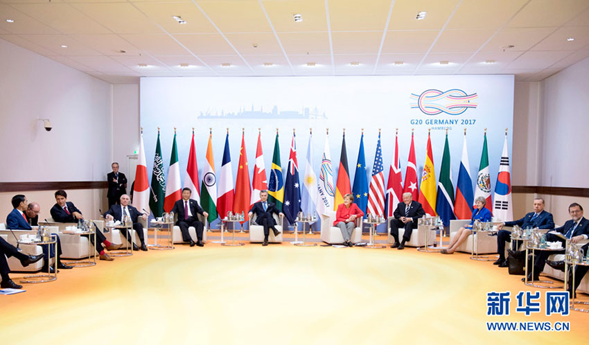 77գʮFI˵ʮηڵheϯƽϯl(f)}顶Գ_ŰݡƄ(lin)LҪvԒ@ǷǰƽϯʮFIՄAӛ W z