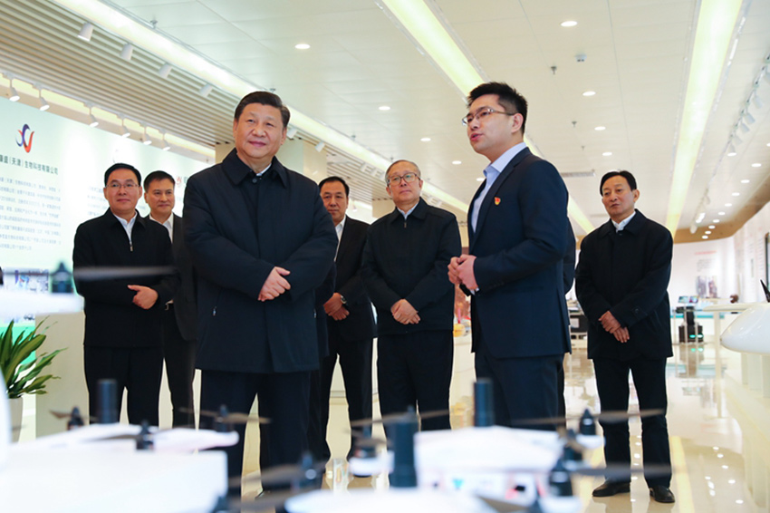 117й뿂(sh)ӛ(gu)ϯ܊ίϯ(x)ƽ򿼲{(dio)@(x)ƽ?yn)IP(gun)f(xi)ͬ(chung)չʾм(x)^o(w)˙C(j)Ⱥܿϵy(tng)a(chn)Ʒչʾ Aӛ xh(hun)Y z