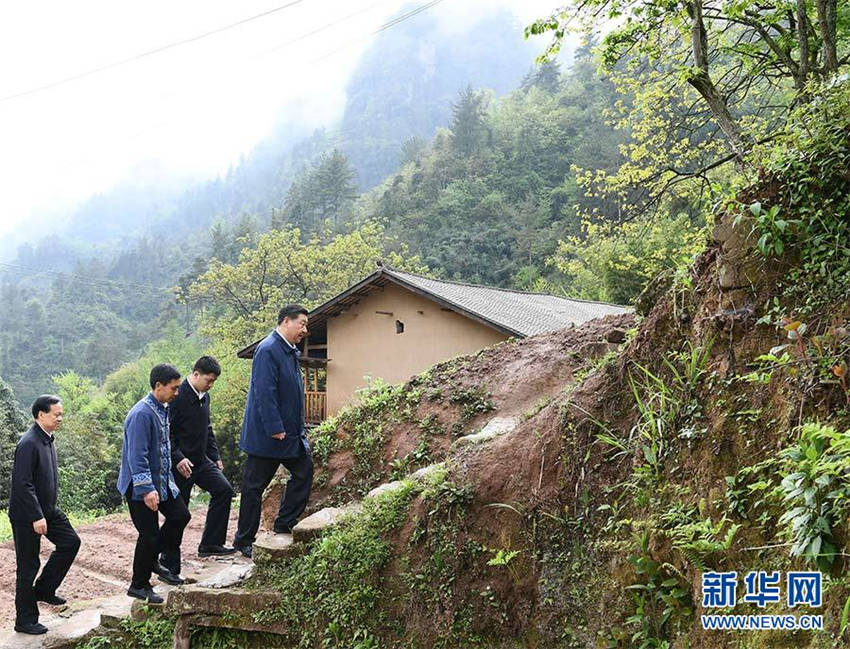 41517й뿂ӛϯ܊ίϯƽؑc_Qɲϡͻ}Մ@415ʯοhl(xing)AϪ壬ƽ̤񻬵ʯA϶ǰؚTܼҿAӛ xh(hun)Y z