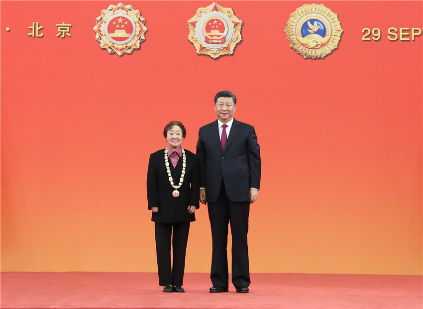 929A񹲺͇҄º͇ҘsuQ̖Cڃxʽڱýɫd¡eСй뿂ӛϯ܊ίϯ(x)ƽˇg(sh)ҡҘsuQ̖@߹mӢCڪ?w)¡?Aӛ  z