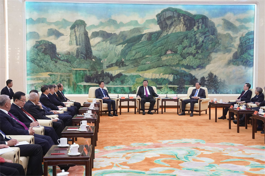 114ƽnڱͬhʿgһӭѹ(ji)Aӛ i z