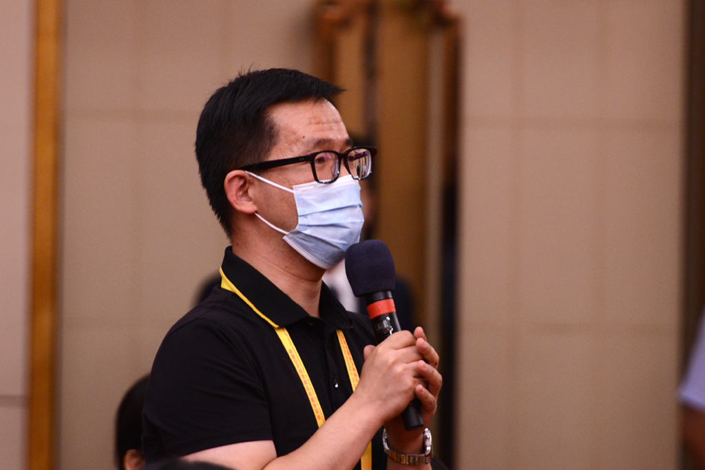 ۴ąRýF(tun)ӛᆖW(wng) z