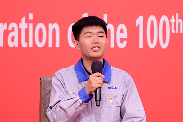 中國(guó)十九冶集團(tuán)有限公司首席焊工技師趙脯菠