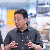   馬玉山：我為大國重器擰緊閥    　　“作為黨的二十大代表，我感到使命光榮、責任重大，要繼續(xù)為工業(yè)強基、制造強國貢獻力量?！?#13;    