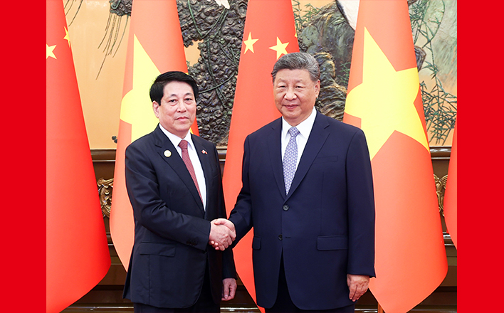 習(xí)近平會(huì)見越南國(guó)家主席梁強(qiáng)