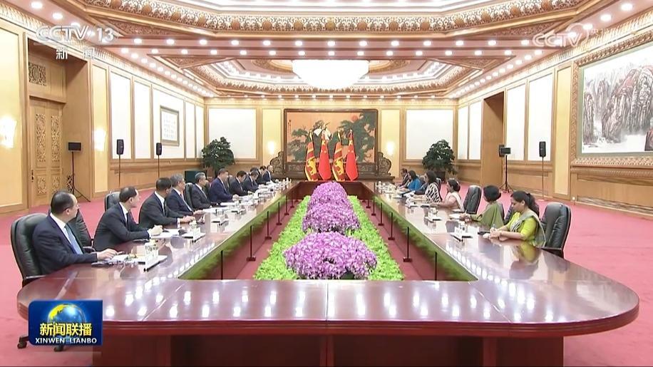 習(xí)近平會(huì)見斯里蘭卡總理