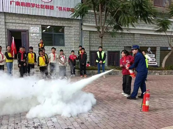 VϿhɏ(zhn)A^(q)ꃺ֮ͯҡ_չݾ(dng)ӯ z