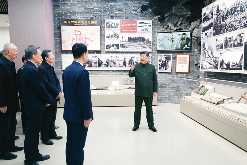 2024年2月1日至2日，中共中央總書記、國家主席、中央軍委主席習(xí)近平來到天津，看望慰問基層干部群眾。這是2日上午，習(xí)近平在平津戰(zhàn)役紀念館考察。 新華社記者 鞠鵬/攝